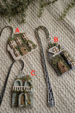 Old houses bookmarks